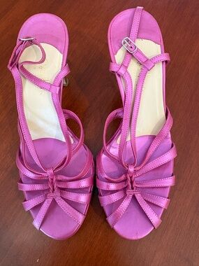 Cole Haan Fuchsia Metallic Leather Strappy Heels